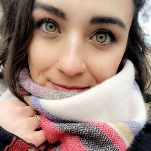 Meet your Posher, Caroline